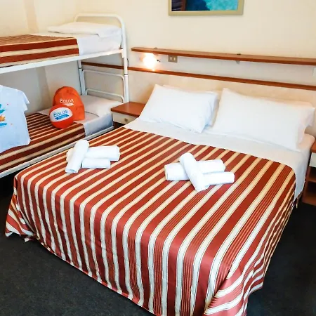 Color Metropolitan Family Hotel Villamarina